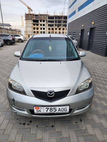 япошка авто: Mazda Demio: 2004 г., 1.3 л, Автомат, Бензиновая, Хэтчбэк — 6