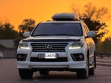 land cruiser бампер 2006: Lexus LX: 2013 г., 5.7 л, Автомат, Газ, Внедорожник — 1