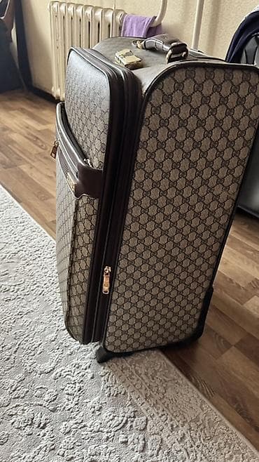 зонты бу: Чемодан, Большой (более 70 л), На колесах — 2