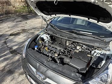 suzuki lets: Hyundai Accent: 2011 г., 1.4 л, Механика, Бензин, Седан — 8