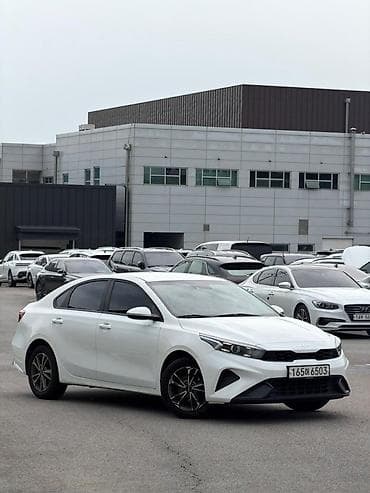 ка три: Kia K3: 2021 г., Седан — 3