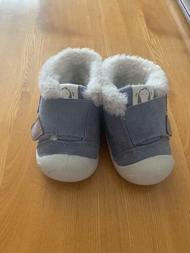 UTP кабелдери: Зимние очень тёплые детские ботиночки на липучках 18 размер, длина lalafo.kg да — 1 UTP кабелдери: Зимние очень тёплые детские ботиночки на липучках 18 размер, длина — 1