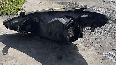 лампа для шеллак: Передняя левая фара Toyota — 2