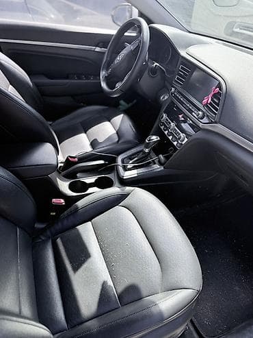 Транспорт: Hyundai Elantra: 2018 г., 2 л, Бензин, Седан — 6