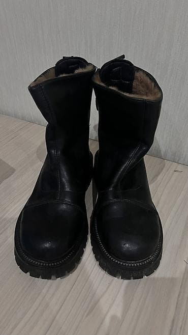 Зимние женские ботинки/полусапоги, черные. - Материал верха at lalafo.kg Зимние женские ботинки/полусапоги, черные. - Материал верха