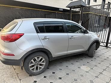 jeep cherokee: Kia Sportage: 2015 г., 2.4 л, Автомат, Бензин, Кроссовер — 2