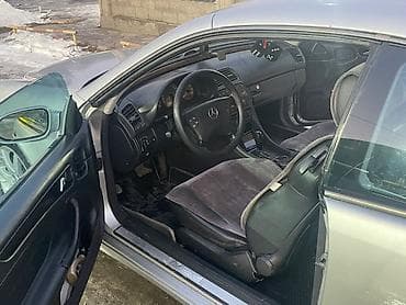 Транспорт: Mercedes-Benz CLK-Class: 2002 г., 3.2 л, Автомат, Бензин, Купе — 9