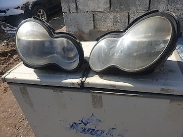 Лампы: Комплект передних фар Mercedes-Benz 2004 г., Оригинал — 2