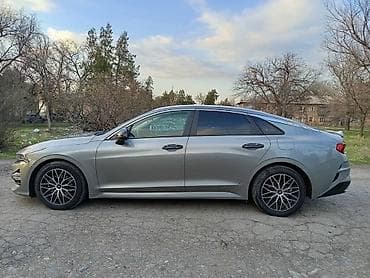 full construction: Kia K5: 2021 г., Газ, Фастбек — 2