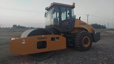 самоходный: Сдается Каток 16 тон для грунтовых и дорожных Работ Описание: - — 2