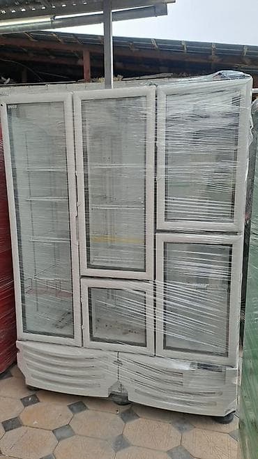 Холодильное оборудование: Для напитков — 3