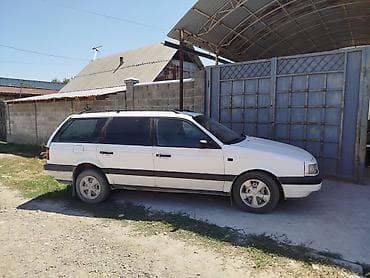думал: Volkswagen Passat: 1988 г., 1.8 л, Бензин — 2