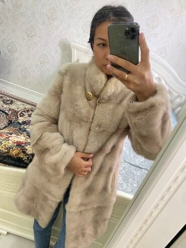 женские шуба: Одевала 1 сезон в очень хорошем состоянии качество отличное рукава и — 1