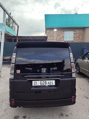 Honda Stepwgn: 2004 г., 2.4 л, Минивэн at lalafo.kg Honda Stepwgn: 2004 г., 2.4 л, Минивэн