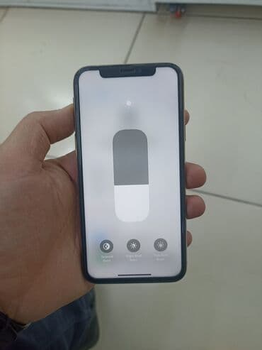 iphone xr цена в бишкеке бу: IPhone Xs, Б/у, 256 ГБ, Золотой, Защитное стекло, Чехол, 75 % — 2