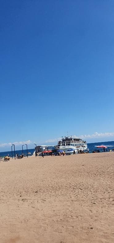 act building: Отдых в Чолпонате — курортное размещение Описание: - Уютная светлая — 1