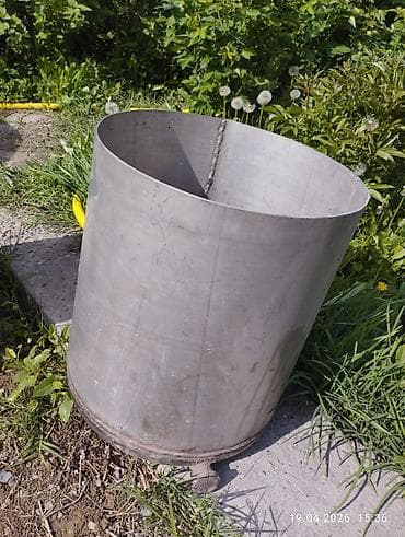 Бак, Металл