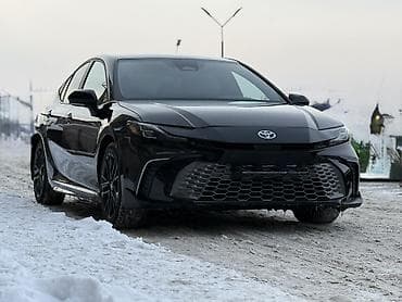 Toyota Camry: 2024 г., 2.5 л, Типтроник, Гибрид, Седан