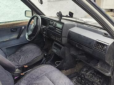вольсваген голф: Volkswagen Golf: 1991 г., 1.8 л, Механика, Бензин, Хэтчбэк — 4