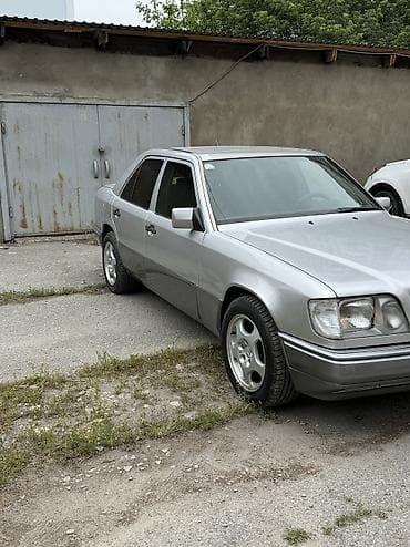 Продажа авто: Mercedes-Benz E-Class: 1994 г., 2.2 л, Автомат, Бензин, Седан — 2