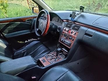 мерседес японец: Mercedes-Benz E-Class: 1999 г., Автомат, Дизель, Седан — 4