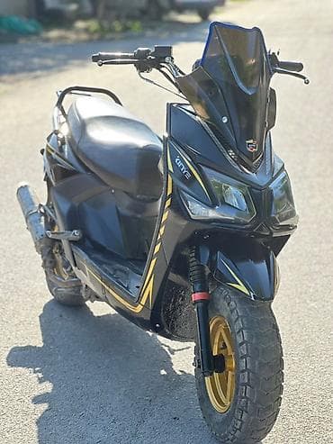 мото эндро: Скутер KINYE, спортивный дизайн Характеристики и оснащение: - Кузов — 7