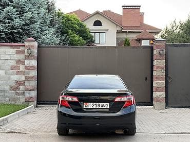 Toyota Camry: 2012 г., 2.5 л, Автомат, Бензин, Седан — 8