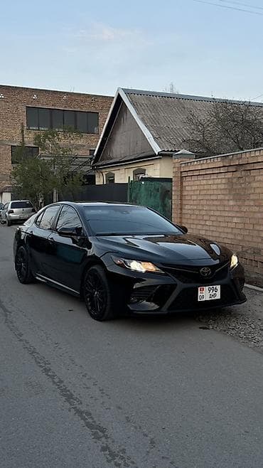 Toyota Camry: 2019 г., 2.5 л, Автомат, Бензин, Седан