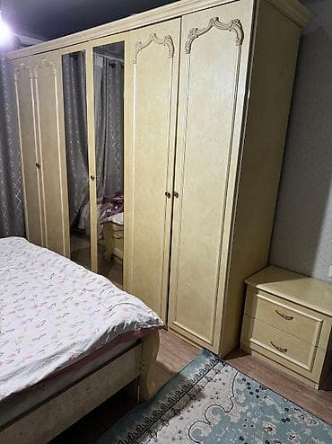 Спальные гарнитуры: Спальный гарнитур, Б/у, Двуспальная кровать, Комод, Тумба, Самовывоз, цвет - Бежевый — 2
