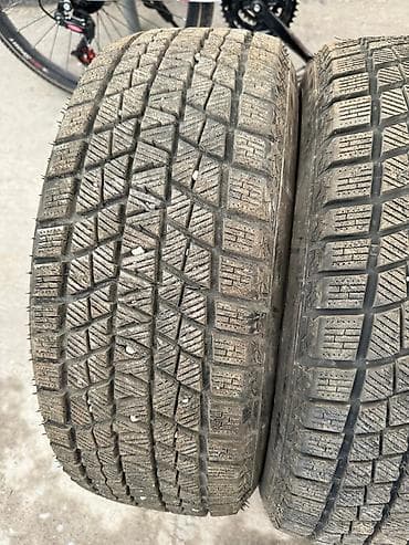 255 55 р19: Продаю резину зима почти новая 3 шт 
205/55/R16
Цена окончательная — 4