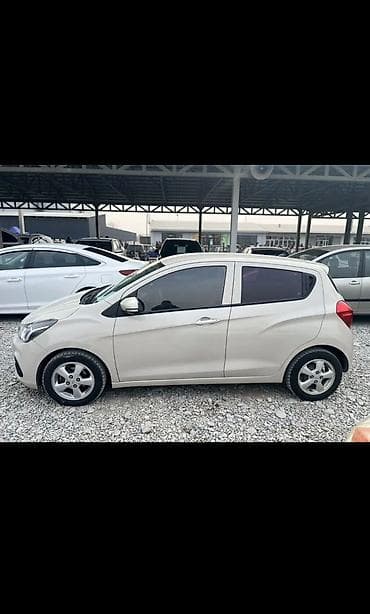 55 camry: Chevrolet Spark: 2016 г., 1 л, Автомат, Бензин, Хэтчбэк — 4