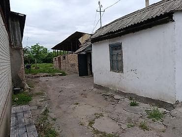 очень срочно продам: Срочно продается дом! В верхней части города Карабалта участок 6 соток — 3