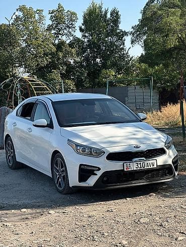 Kia Forte: 2019 г., 2 л, Вариатор, Бензин, Седан
