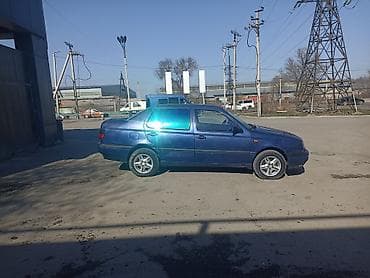 audi a4 2001: Volkswagen Vento: 1997 г., 1.8 л, Автомат, Бензин, Седан — 5