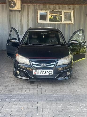 форанер 2010: Hyundai Avante: 2010 г., 1.6 л, Автомат, Газ, Седан — 2