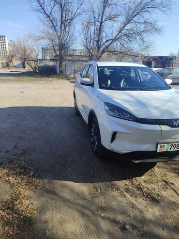 1 mz: Электромобиль (белый, кроссовер) Основные характеристики и — 5