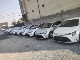 автомобиль гибрид: Toyota Corolla: 2020 г., 1.8 л, Гибрид, Седан — 5