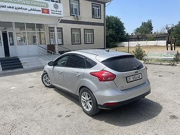 фит 2019: Ford Focus: 2018 г., 2 л, Автомат, Бензин, Хэтчбэк — 3