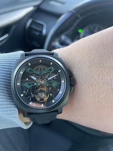 Мужская обувь: •	“Подарок” 	•	“Привозные ” 	•	“Почти не носились” 	•	“Цена ниже — 9