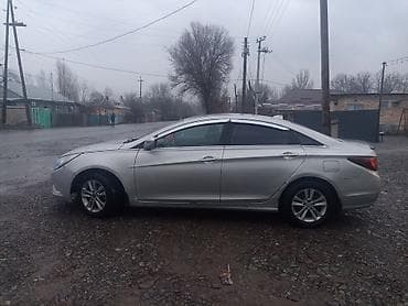 электрокар седан: Hyundai Sonata: 2012 г., Газ, Седан — 2