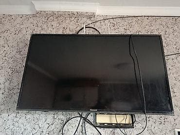 Телевизоры LED, диагональ около 32–40" Комплект: - 1) Sony (логотип — 2