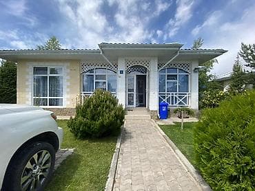 kyrgyz home: Коттедж, Домик у Озера ЦО Dordoi Resorts, Кош-Кол, Парковка, стоянка, Охраняемая территория, Футбольное поле — 1