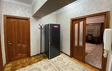 Кыймылсыз мүлк: 🏡 СДАЁТСЯ ПРОСТОРНАЯ 4-КОМНАТНАЯ КВАРТИРА В ЦЕНТРЕ! ✨ 📍 Абдрахманова — 6