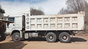 цеп фура: Самосвал HOWO Sinotruk 336 - Колесная формула: 6x4 - Модель: HOWO — 4