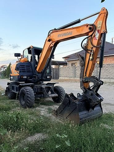 Экскаватор, Hyundai, Колесный — 1