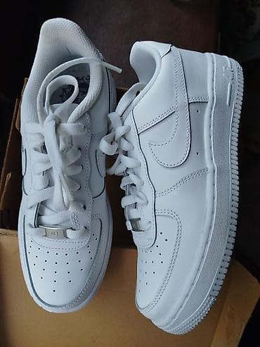 Личные вещи: Кроссовки, 36.5, Nike, Новый, цвет - Белый, Бесплатная доставка — 1