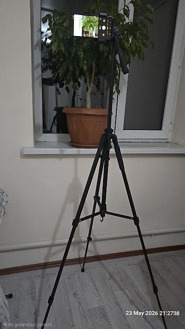 кирг щелк: 📸 Сдам в аренду штатив для камеры и телефона в Бишкеке. Состояние — 3