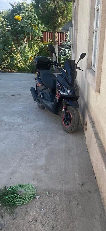 ключи б у: Скутер/мопед 50–125 см³, городской класс. пробег 3000 км почти не — 1