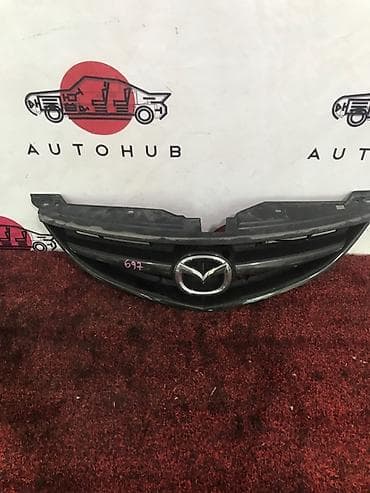 mifa a8: Решетка радиатора Mazda 2008 г., Б/у, Оригинал — 1