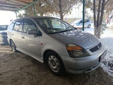 продажа прицепов для легковых автомобилей бу: Honda Stream: 2002 г., 2 л, Автомат, Бензин, Минивэн — 1